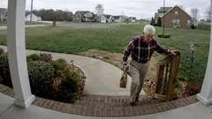 78-letni mężczyzna rozwoził posiłki z konieczności — zebrano dla niego milion dolarów, aby mógł przejść na emeryturę